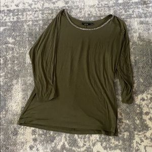 3/4 sleeve shirt